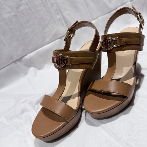 Tommy Hilfiger Mare Wedge Sandals Women’s Size 9.5 – Tan Platform Heels - Picture 2 of 6